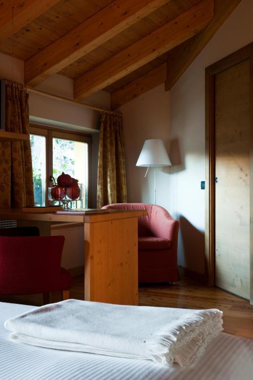 Meublè Sertorelli Reit Hotel